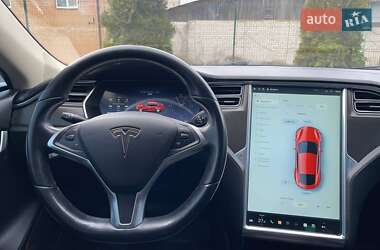 Лифтбек Tesla Model S 2014 в 
