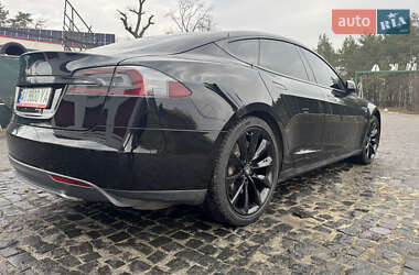 Лифтбек Tesla Model S 2014 в Киеве