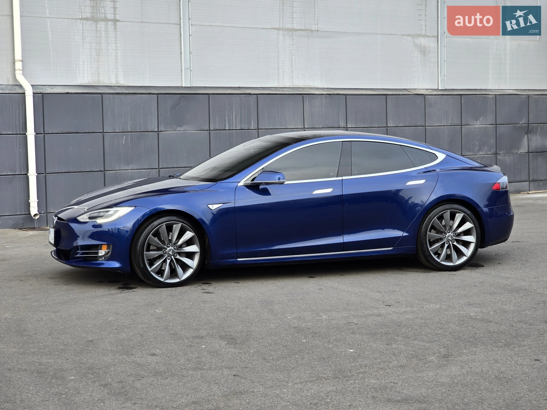 2016 Tesla Model S - мініатюра 3