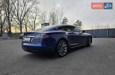 Лифтбек Tesla Model S 2016 в Одессе