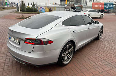 Лифтбек Tesla Model S 2014 в Полтаве