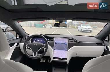 Ліфтбек Tesla Model S 2017 в 