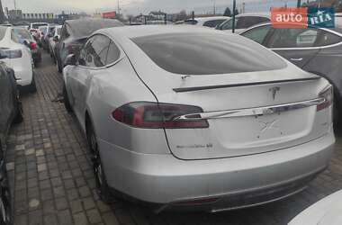 Лифтбек Tesla Model S 2014 в 