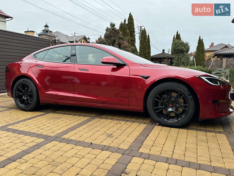 Лифтбек Tesla Model S 2024 в Киеве фото 2 Лифтбек Tesla Model S 2024 в Киеве