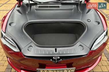 Ліфтбек Tesla Model S 2024 в 