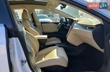 Ліфтбек Tesla Model S 2017 в 
