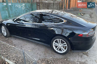 Ліфтбек Tesla Model S 2013 в Одесі