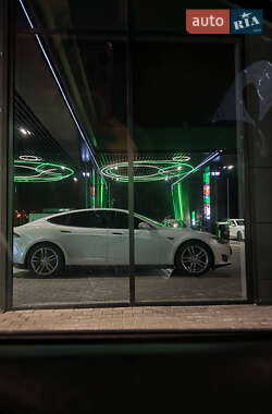 Лифтбек Tesla Model S 2014 в Днепре