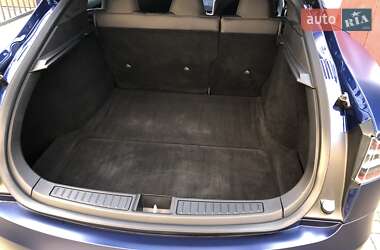 Лифтбек Tesla Model S 2018 в Одессе