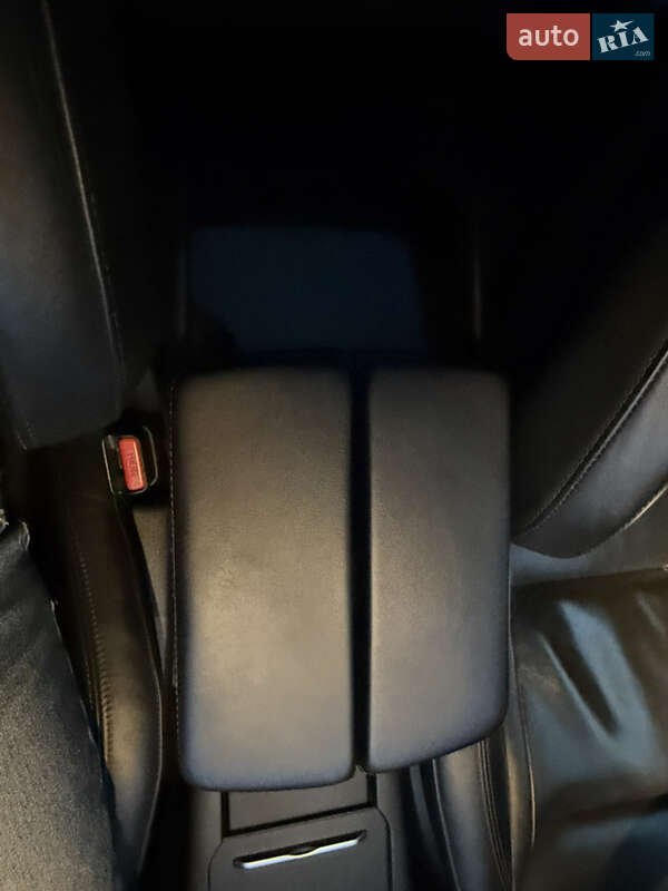Лифтбек Tesla Model S 2016 в Виннице