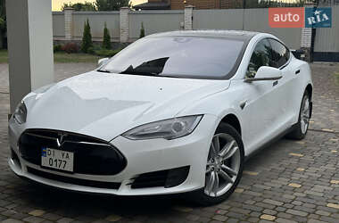 Лифтбек Tesla Model S 2016 в Софиевской Борщаговке