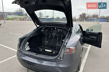 Лифтбек Tesla Model S 2018 в 