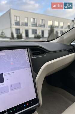 Лифтбек Tesla Model S 2018 в 