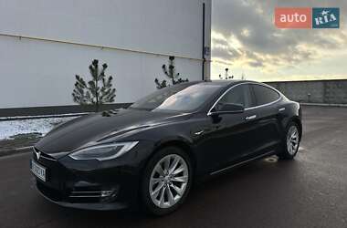 Лифтбек Tesla Model S 2018 в 