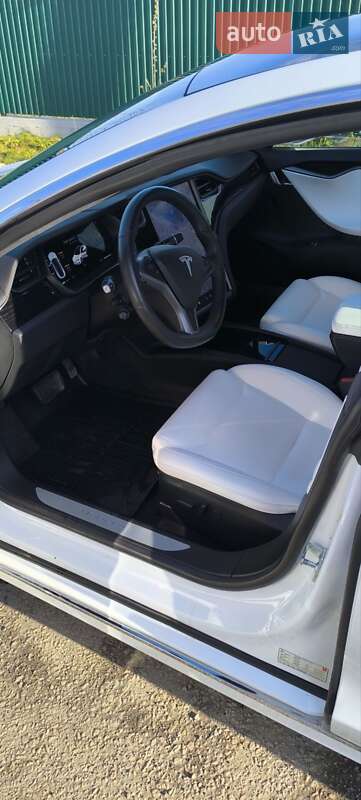 Лифтбек Tesla Model S 2019 в Хмельницком