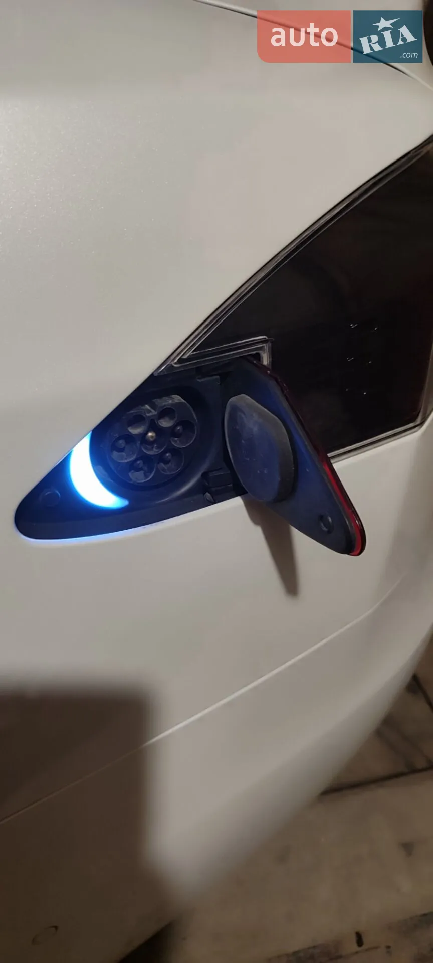 2019 Tesla Model S - мініатюра 8