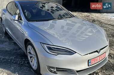 Лифтбек Tesla Model S 2017 в 