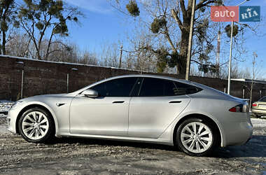Лифтбек Tesla Model S 2017 в 