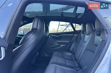 Лифтбек Tesla Model S 2017 в 