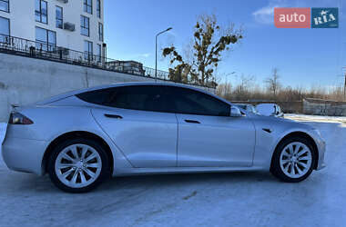 Лифтбек Tesla Model S 2017 в 