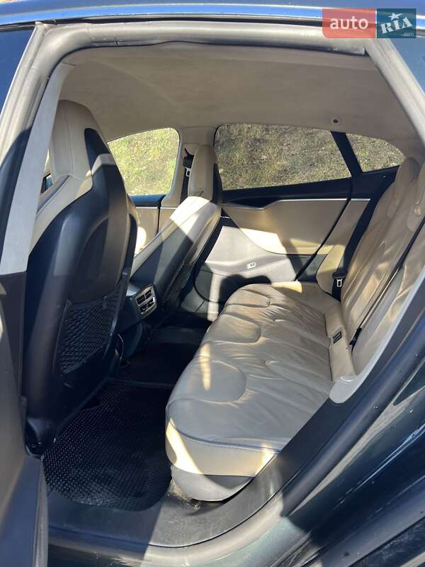 Ліфтбек Tesla Model S 2012 в Житомирі