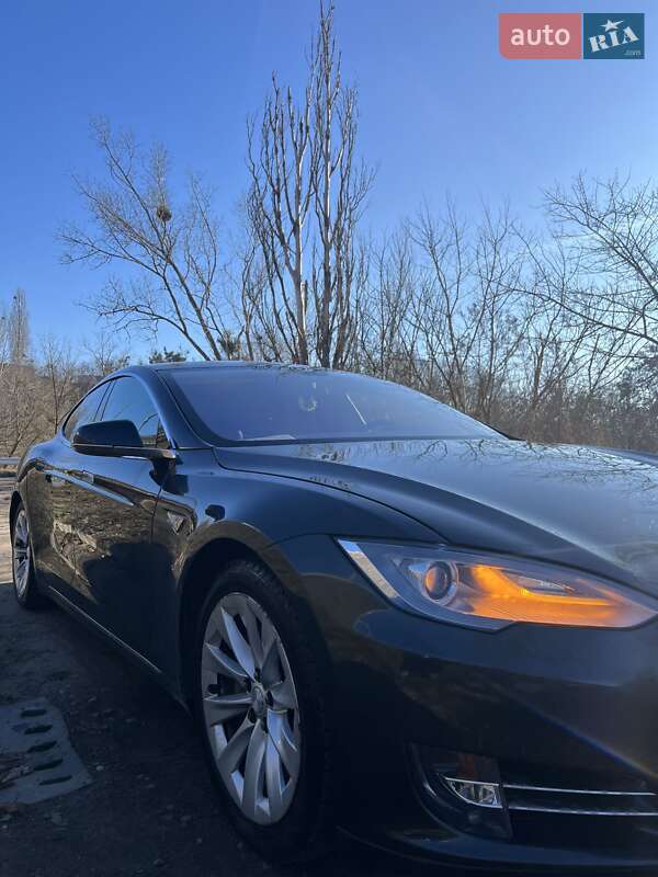 Ліфтбек Tesla Model S 2012 в Житомирі