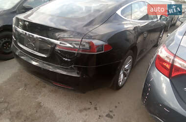 Ліфтбек Tesla Model S 2017 в 