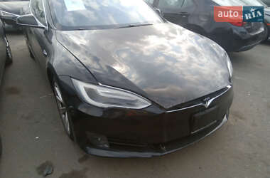 Ліфтбек Tesla Model S 2017 в 