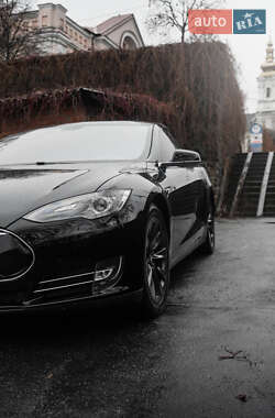 Ліфтбек Tesla Model S 2013 в Вінниці