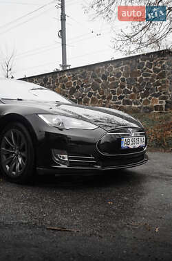 Ліфтбек Tesla Model S 2013 в Вінниці