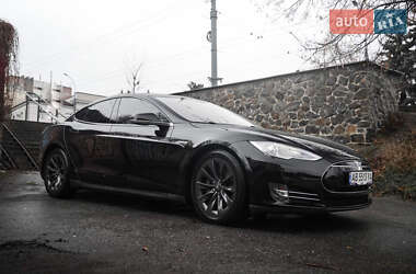 Ліфтбек Tesla Model S 2013 в Вінниці