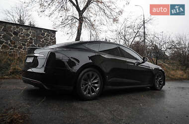 Ліфтбек Tesla Model S 2013 в Вінниці