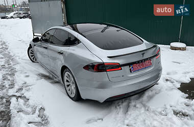 Лифтбек Tesla Model S 2017 в 
