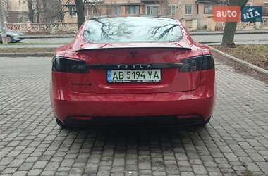 Лифтбек Tesla Model S 2018 в Виннице