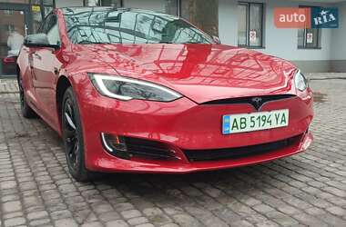 Лифтбек Tesla Model S 2018 в Виннице