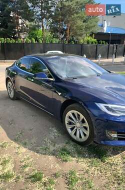 Лифтбек Tesla Model S 2018 в Харькове