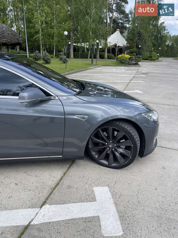 Ліфтбек Tesla Model S 2013 в Києві фото 3 Ліфтбек Tesla Model S 2013 в Києві