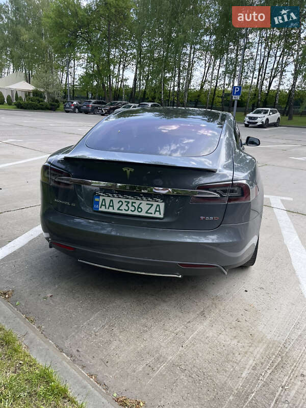 Ліфтбек Tesla Model S 2013 в Києві фото 23 Ліфтбек Tesla Model S 2013 в Києві