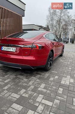 Ліфтбек Tesla Model S 2014 в Черкасах