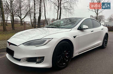 Лифтбек Tesla Model S 2018 в Тернополе