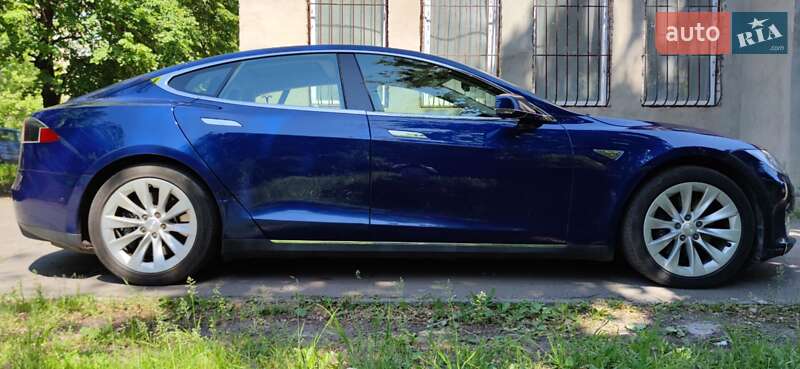 Ліфтбек Tesla Model S 2016 в Кривому Розі фото 6 Ліфтбек Tesla Model S 2016 в Кривому Розі