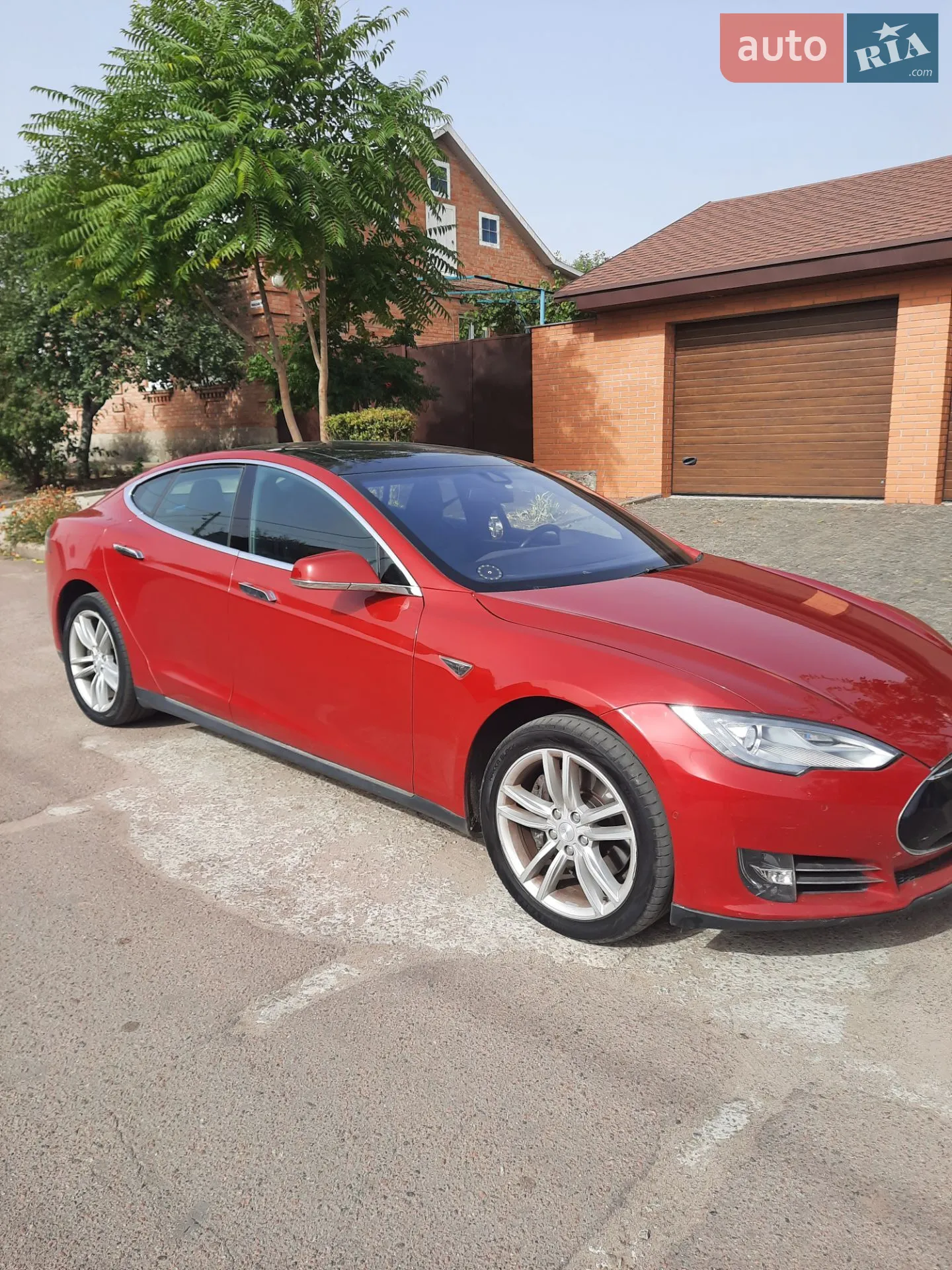 2015 Tesla Model S - фото 1