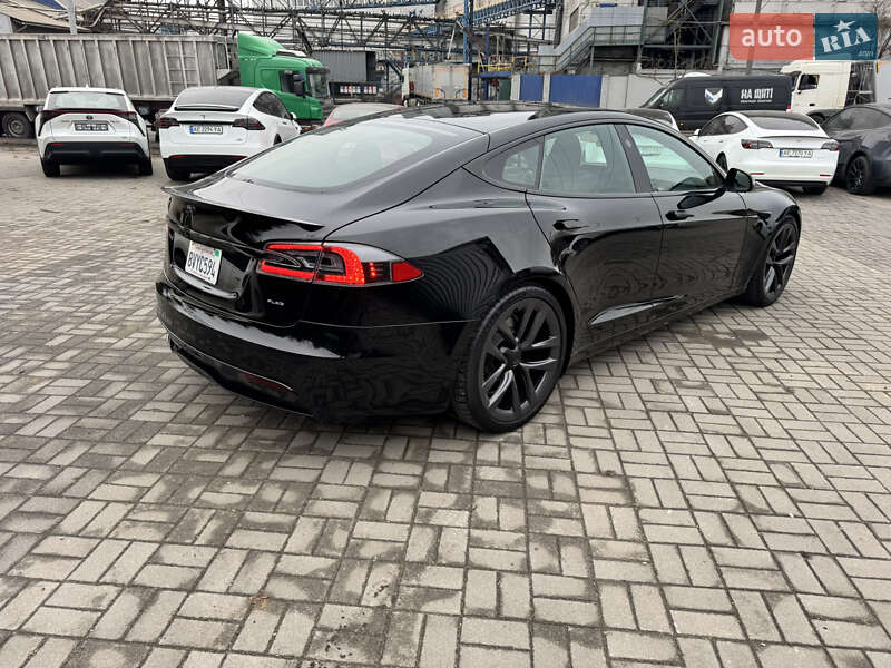 Лифтбек Tesla Model S 2021 в Днепре