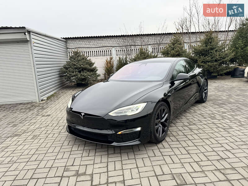 Лифтбек Tesla Model S 2021 в Днепре