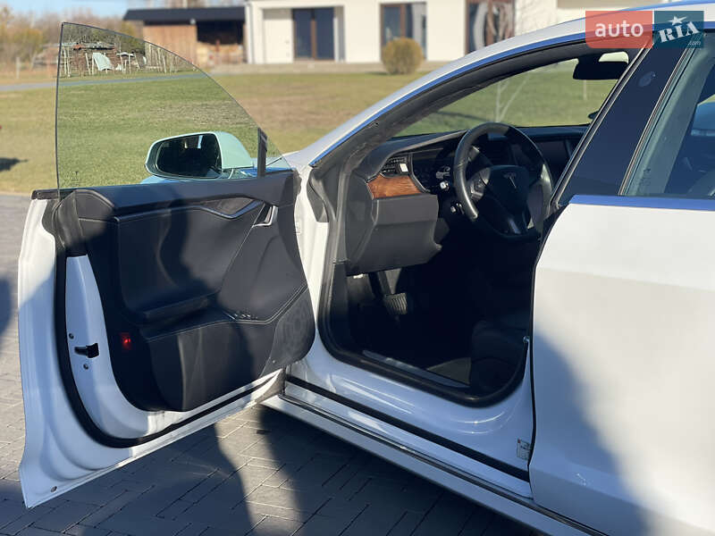 Ліфтбек Tesla Model S 2019 в Ковелі фото 11 Ліфтбек Tesla Model S 2019 в Ковелі