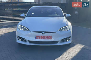 Ліфтбек Tesla Model S 2019 в 