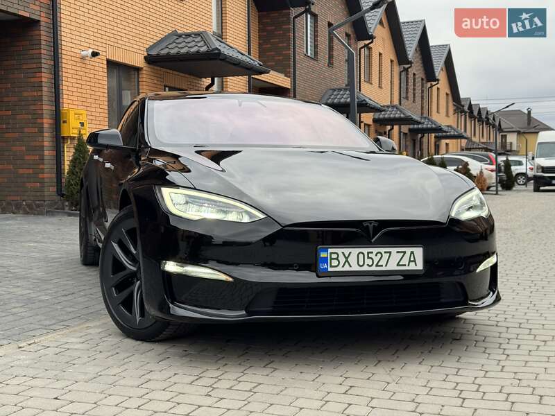 Лифтбек Tesla Model S 2022 в Виннице