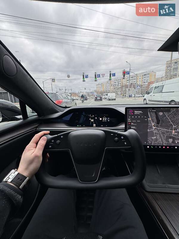 Лифтбек Tesla Model S 2022 в Виннице
