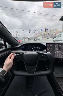 Лифтбек Tesla Model S 2022 в 