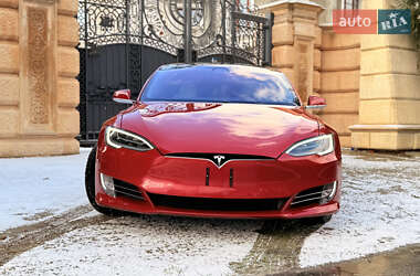 Лифтбек Tesla Model S 2018 в 